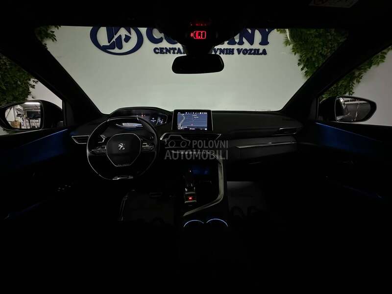 Peugeot 3008 1.2i GT LINE AUT