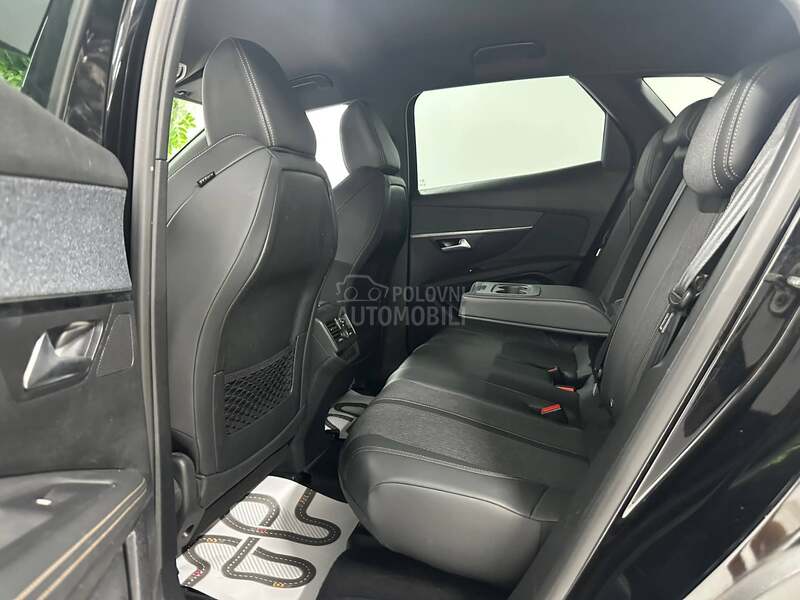 Peugeot 3008 1.2i GT LINE AUT
