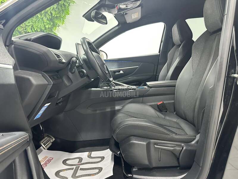 Peugeot 3008 1.2i GT LINE AUT