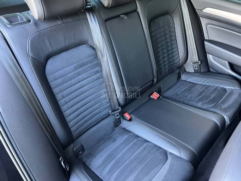 Volkswagen Passat B8 1.6TDI R LINE