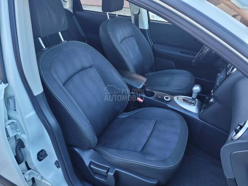 Nissan Qashqai 2.0 dci aut