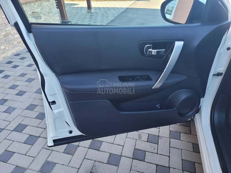 Nissan Qashqai 2.0 dci aut
