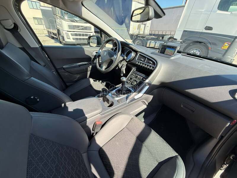 Peugeot 3008 1.2