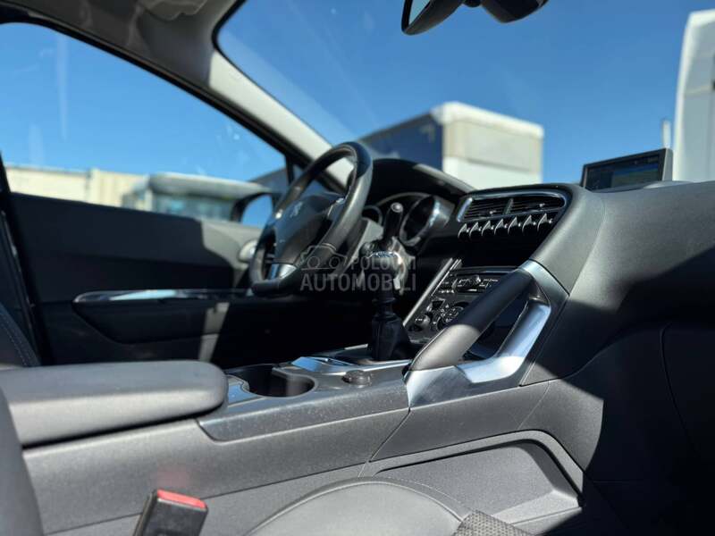 Peugeot 3008 1.2