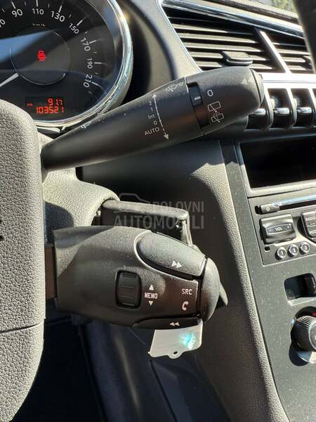 Peugeot 3008 1.2