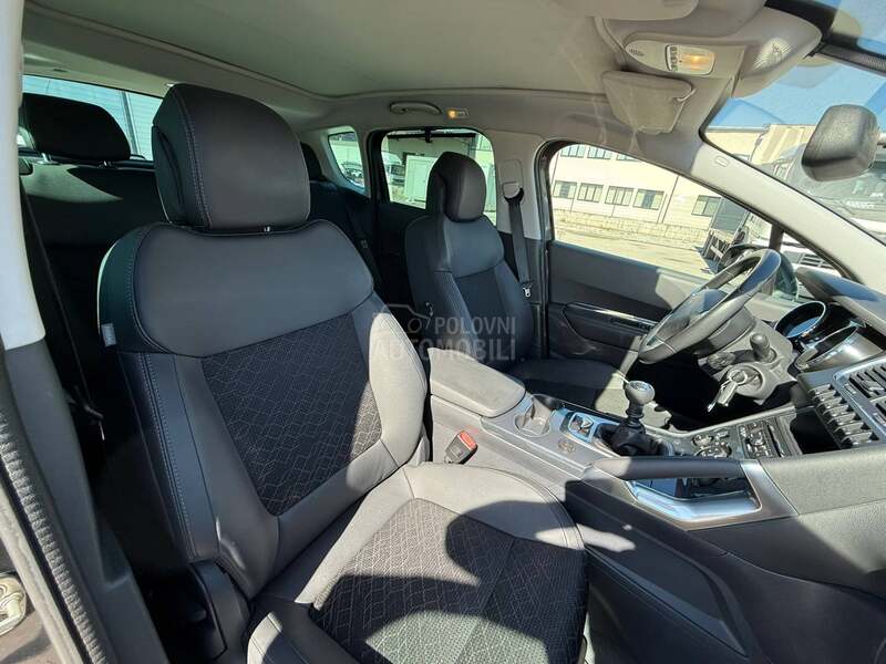 Peugeot 3008 1.2