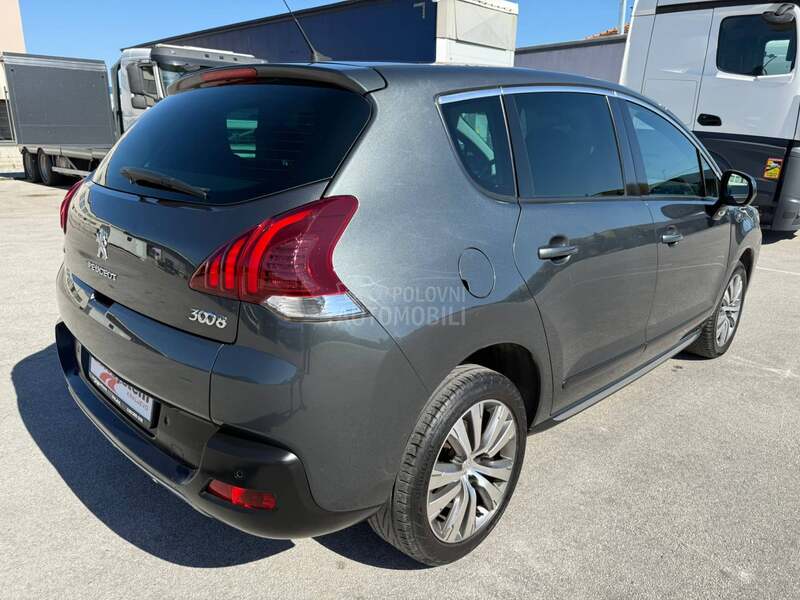Peugeot 3008 1.2