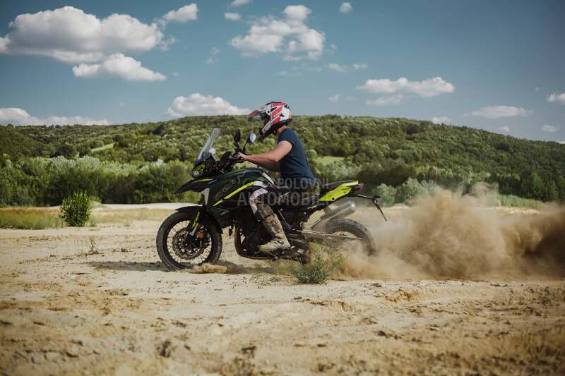 Benelli TRK702X