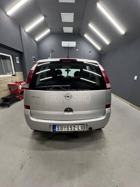 Opel Meriva ESSENTIA