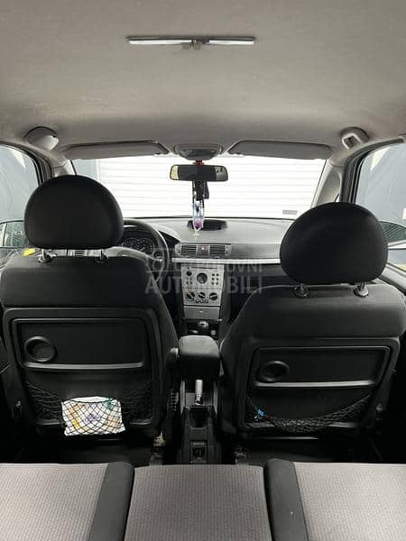 Opel Meriva ESSENTIA