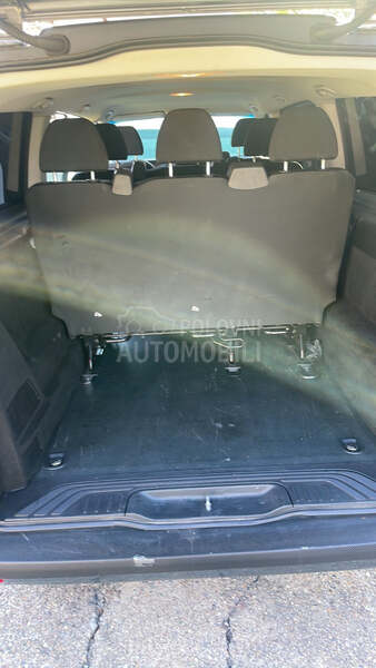 Mercedes Benz Vito Tauer 111