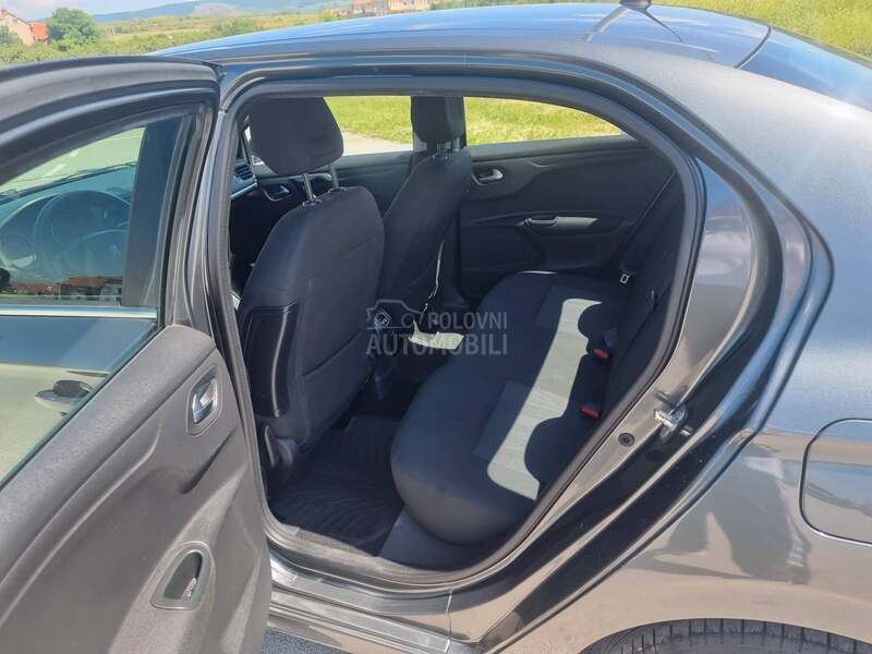 Peugeot 301 1.6 HDI