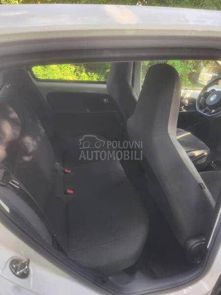 Volkswagen up! 