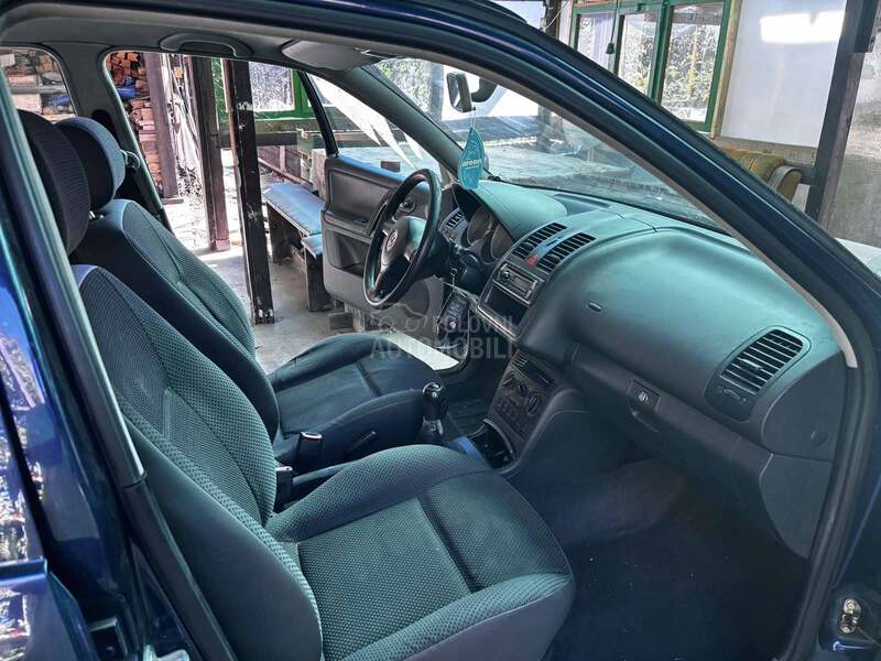 Volkswagen Polo 1.0