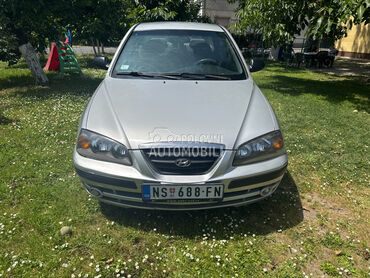 Hyundai Elantra 