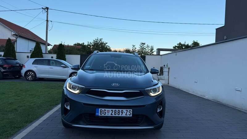 Kia Stonic 2xLED nav line asist