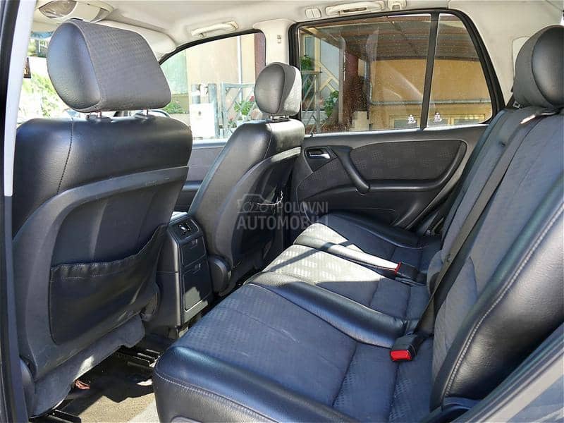 Mercedes Benz ML 270 