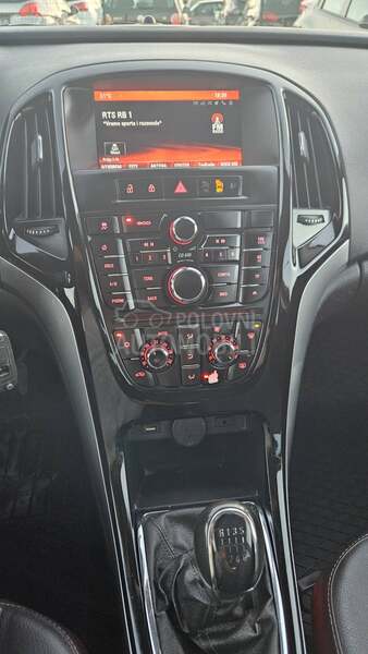 Opel Astra J 1.6CDTI/LED/NAV/XEN/