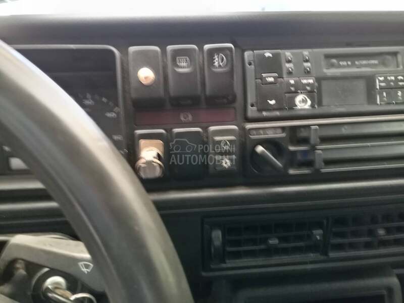 Volkswagen Golf 2 D sa fabr klimom