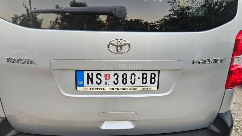 Toyota Proace 2.0D / 9 S.E.D.I.S.T.A