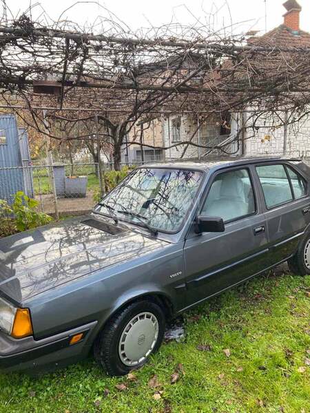 Volvo 340 340DL