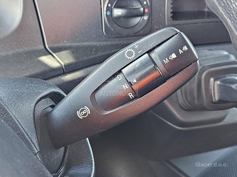 Mercedes Benz 1230 / 7.8 m / LIFT