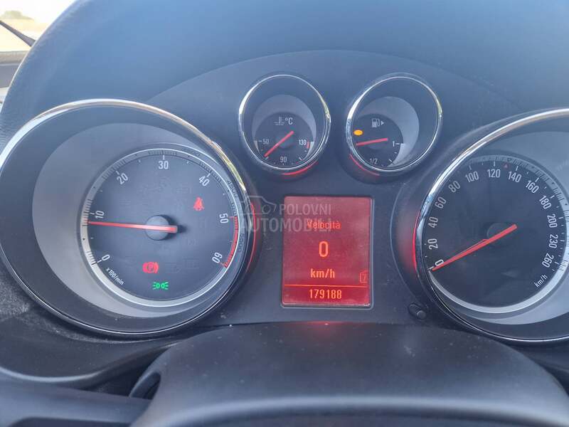 Opel Insignia 2.0 CDti