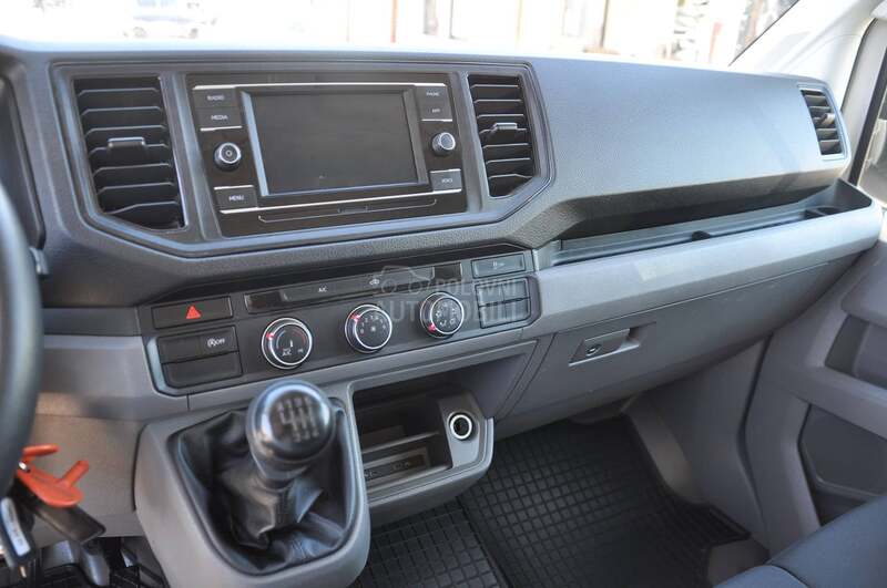 Volkswagen Crafter KOFER UTOVARNA RAMPA