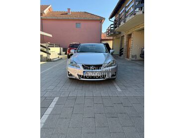 Lexus IS 200 