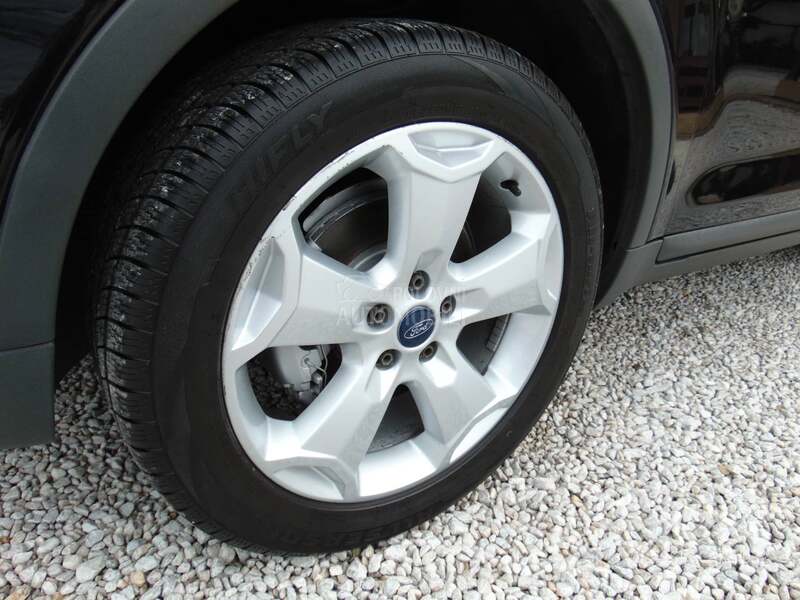 Ford Kuga 2.0 TDCI TITANIUM