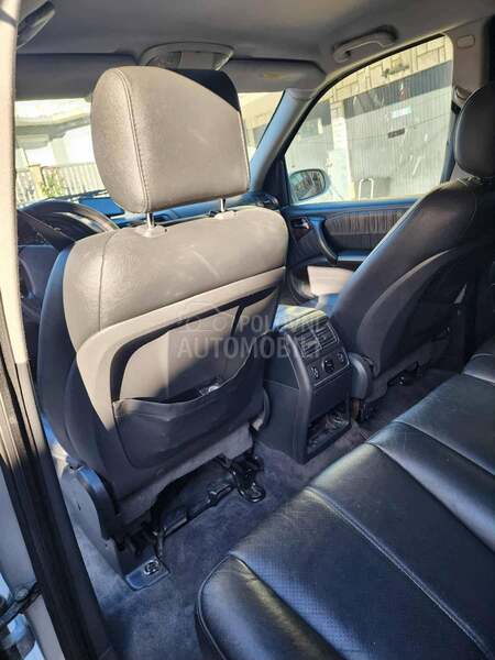 Mercedes Benz ML 270 z a m e n A