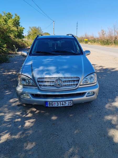 Mercedes Benz ML 270 z a m e n A