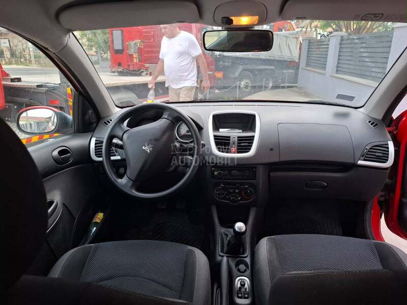 Peugeot 206 plus 