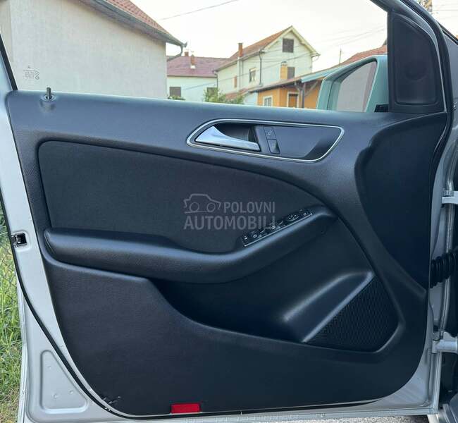 Mercedes Benz B 180 2.0 DCI Kuka/Nav