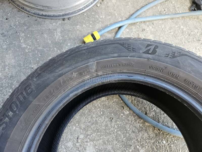 Bridgestone 195/65 R15 Letnja