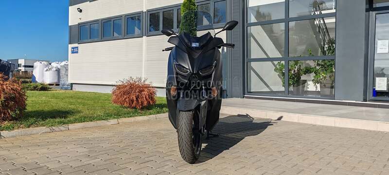 Yamaha xmax