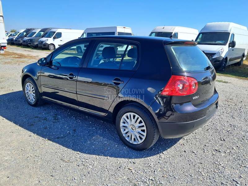Volkswagen Golf 5 1.4/B E N Z I N