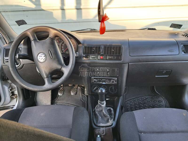 Volkswagen Golf 4 