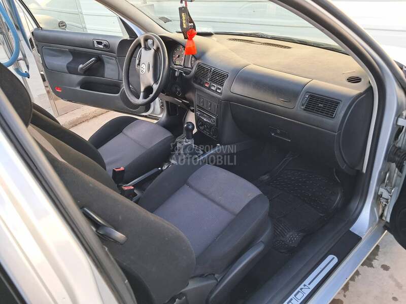 Volkswagen Golf 4 