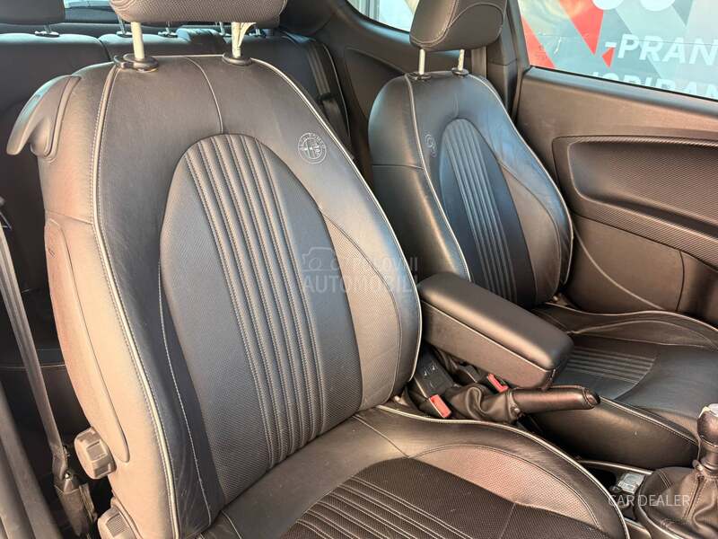Alfa Romeo MiTo QuadroFoglio
