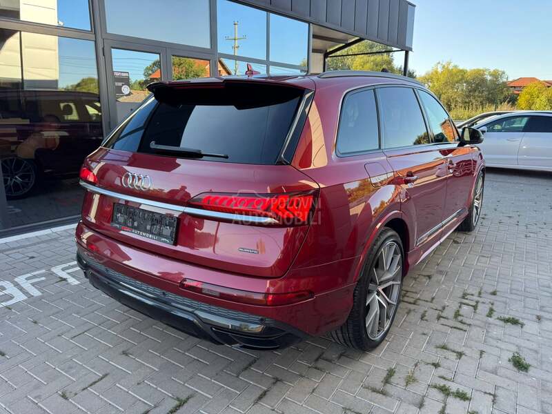 Audi Q7 S LINE/50/AIR/22