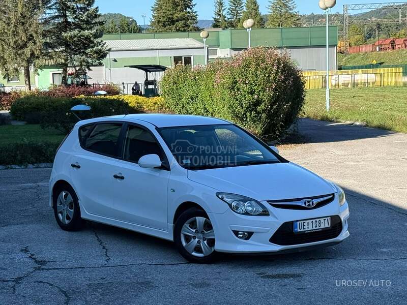 Hyundai i30 1.4b