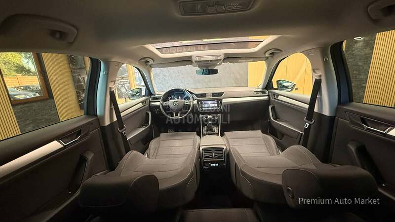 Škoda Superb //2.0 TDI/PANO//FUL