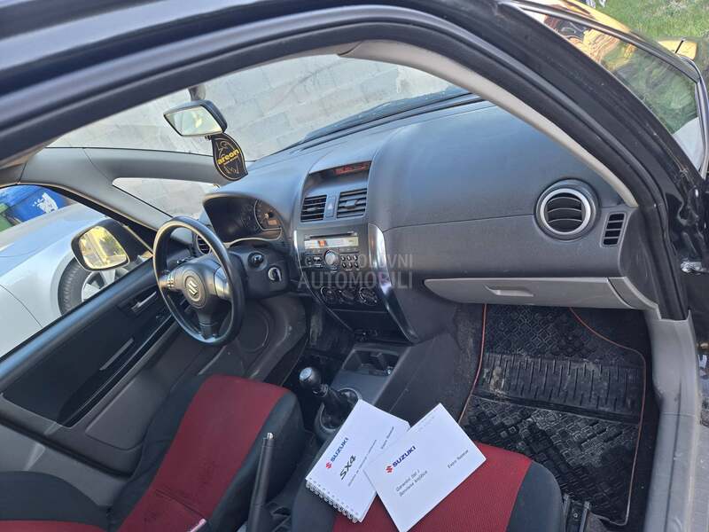 Suzuki SX4 Kupljen nov u Srbiji