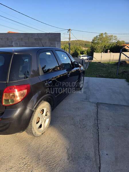 Suzuki SX4 Kupljen nov u Srbiji