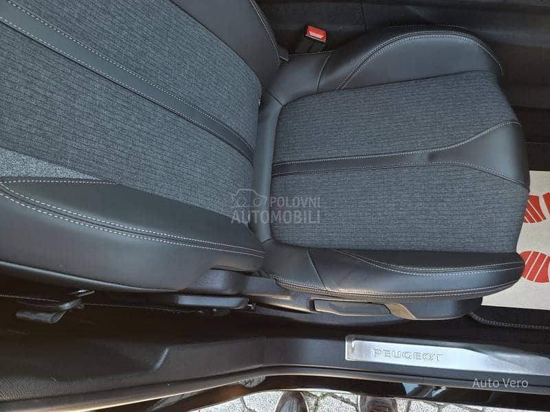 Peugeot 3008 1.5 HDI GT Line Peugeot 3008 1.5 HDI GT Line