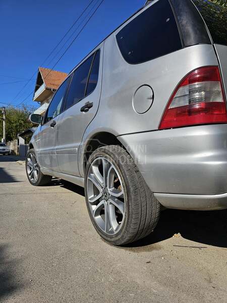 Mercedes Benz ML 270 