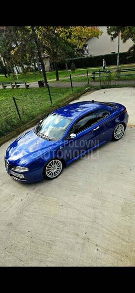 Alfa Romeo GT blackline 3