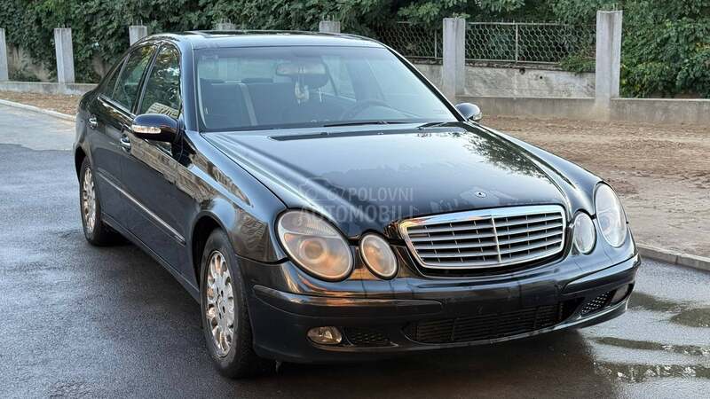 Mercedes Benz E 270 