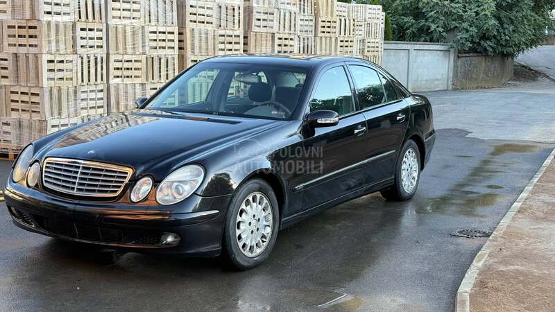 Mercedes Benz E 270 